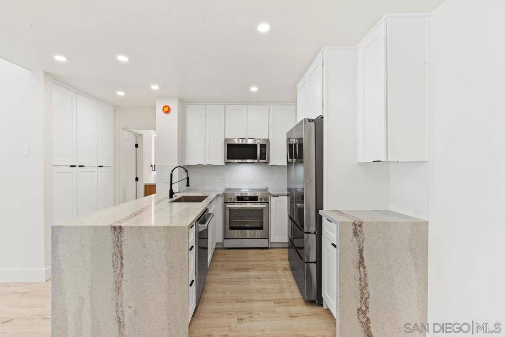 San Diego, CA 92109,1855 diamond st #5-309