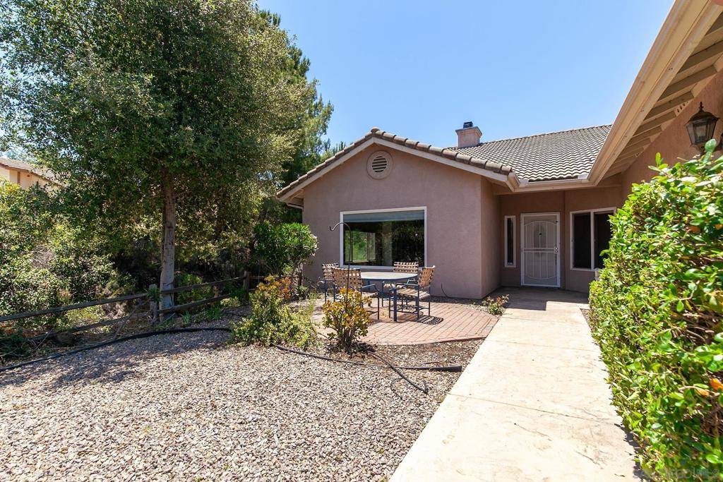 Ramona, CA 92065,25151 Hereford Dr