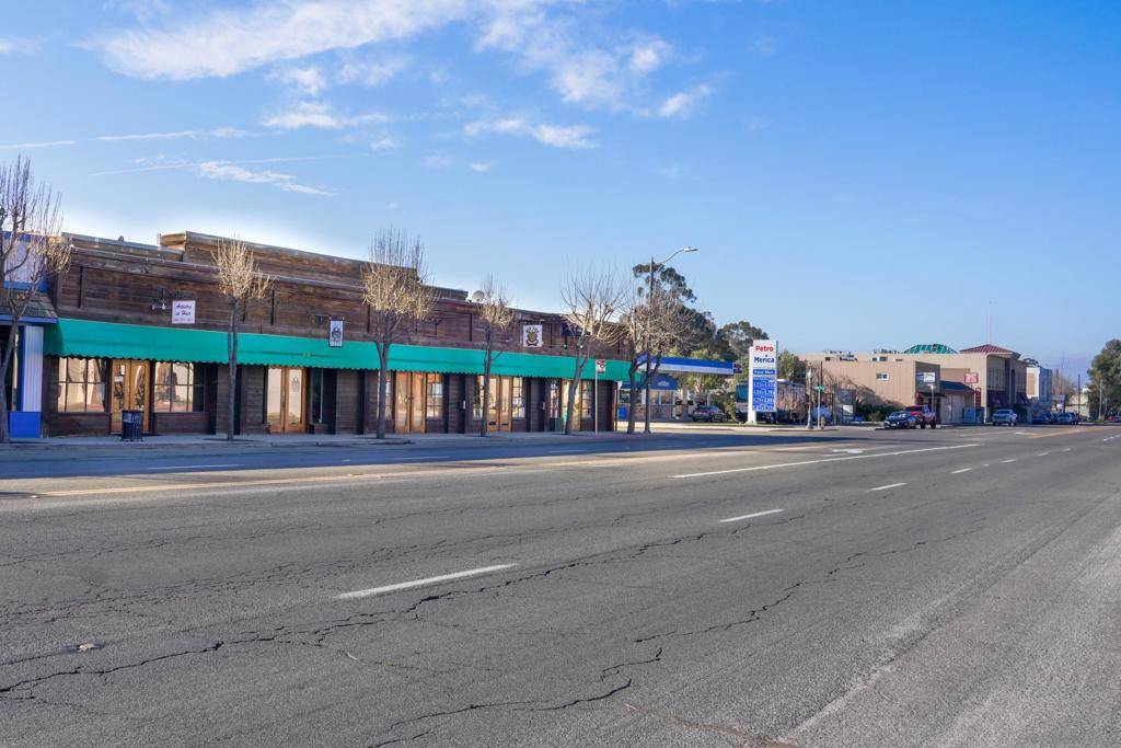 Ramona, CA 92065,780 Main Street