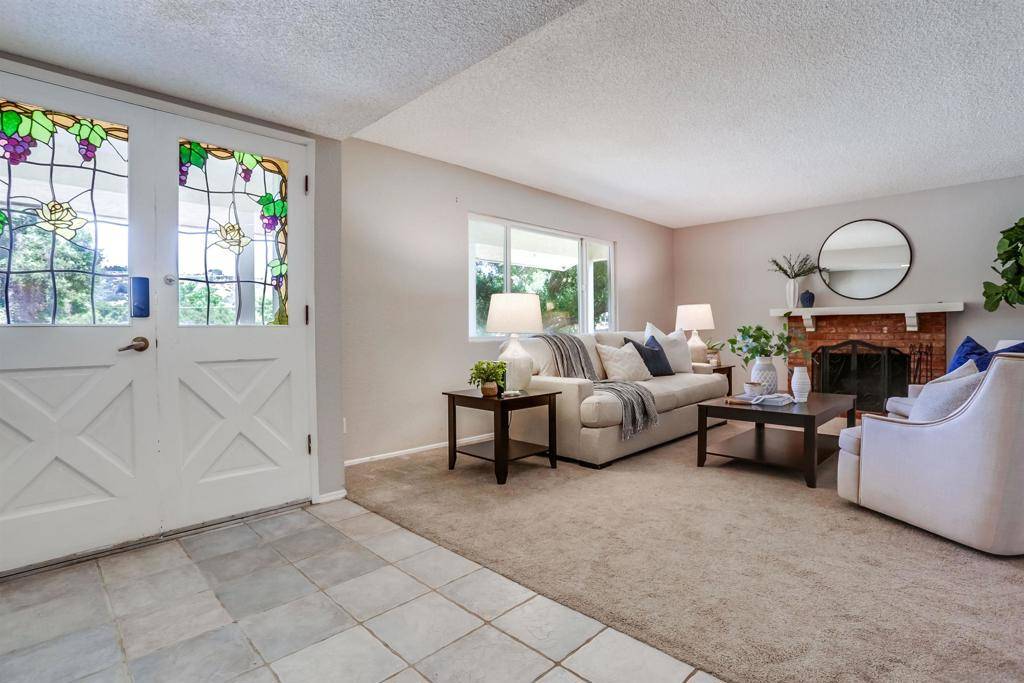 Valley Center, CA 92082,30180 Lilac Rd
