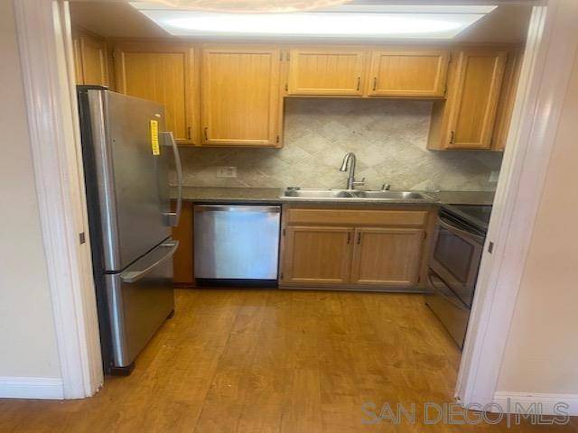 San Marcos, CA 92078,1616 Circa Del Lago #C110