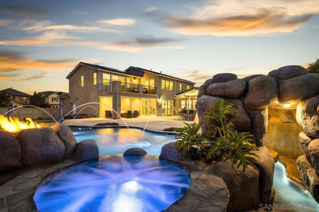 Escondido, CA 92029,21755 Amble Dr