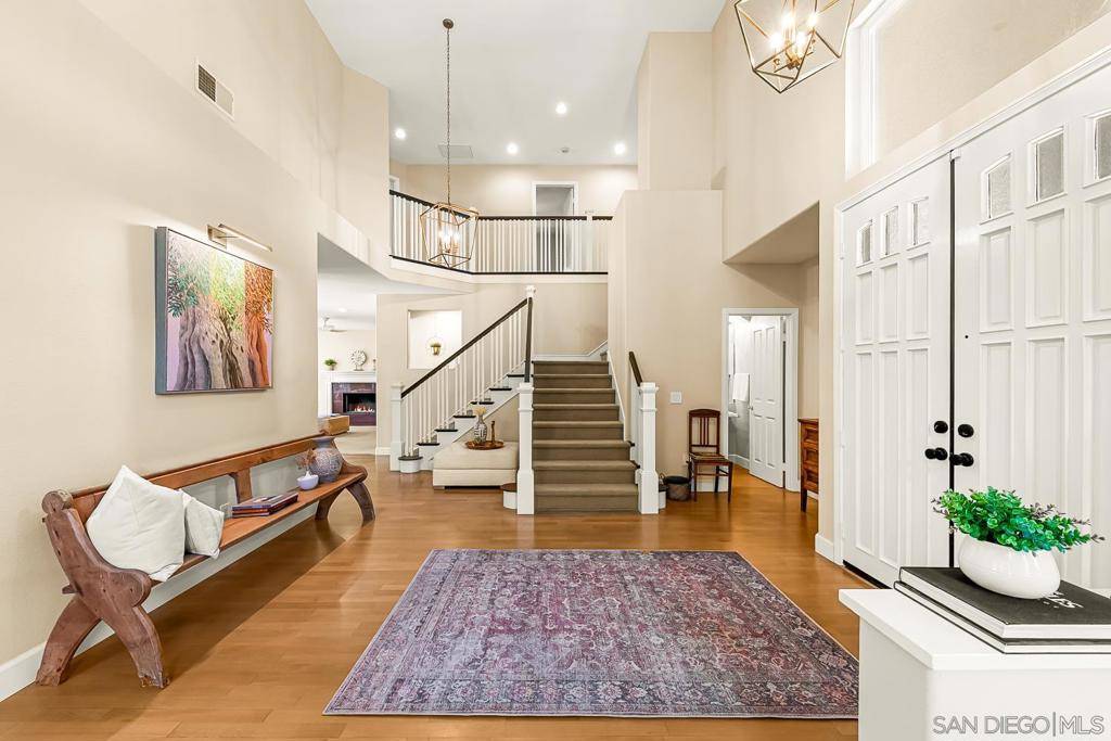 San Diego, CA 92130,5125 Seagrove Ct