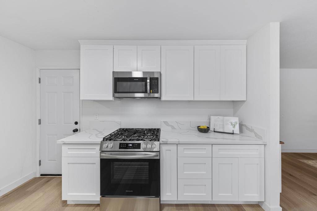 San Diego, CA 92139,2915 Morton Way