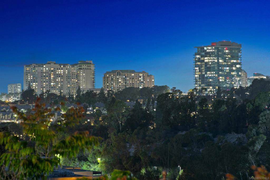 San Diego, CA 92122,6667 Edmonton Ave