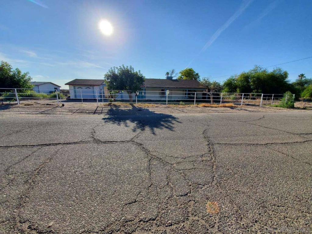 Blythe, CA 92225,452 S Cottonwood Ln