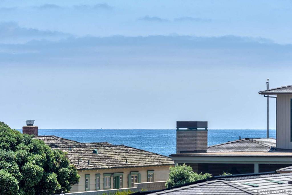 Del Mar, CA 92014,2921 Sandy Pointe #3