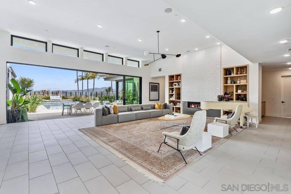 San Diego, CA 92130,13705 Morning Light Trail Lot 33