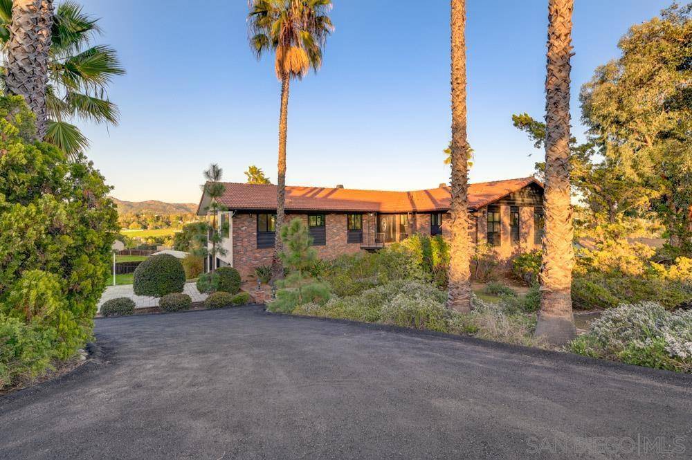 Escondido, CA 92027,1080 Landavo Rancho Rd