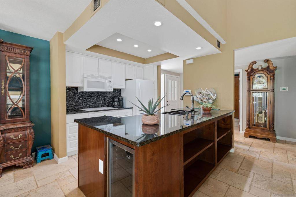 Ramona, CA 92065,23606 Country Villa Rd