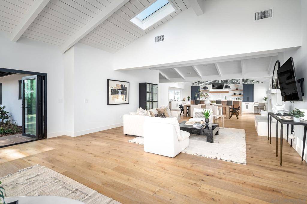 Rancho Santa Fe, CA 92067,16610 Los Morros