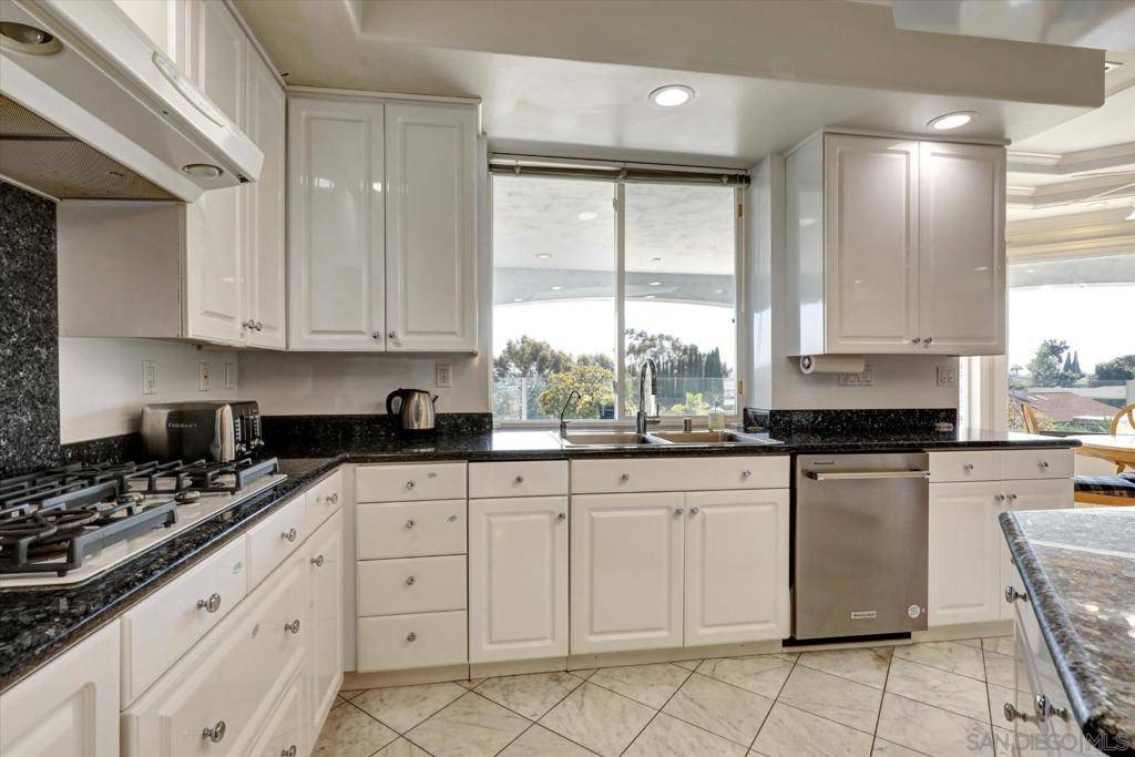 San Diego, CA 92120,6727 Cavite Ct.