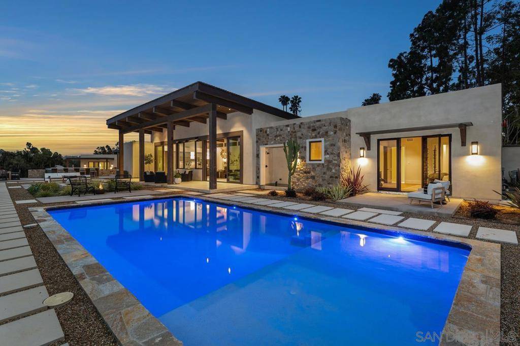 Rancho Santa Fe, CA 92067,4728 El Aspecto