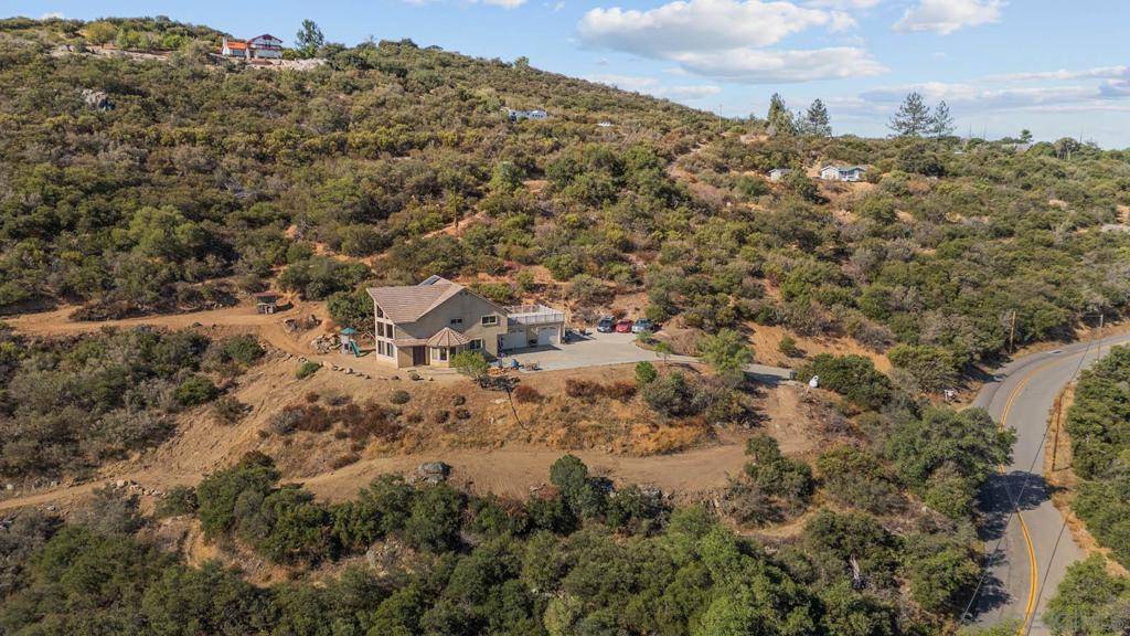 Descanso, CA 91916,10194 Oak Grove Dr