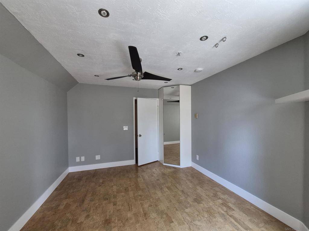 San Diego, CA 92122,3550 Lebon Dr #6416