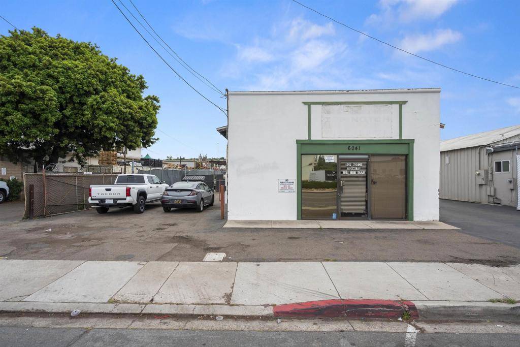 San Diego, CA 92120,6041 Fairmont Ave