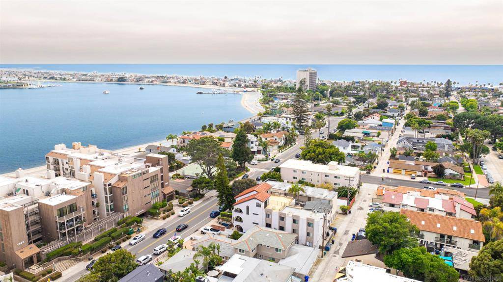 San Diego, CA 92109,1130 Pacific Beach Drive #3A