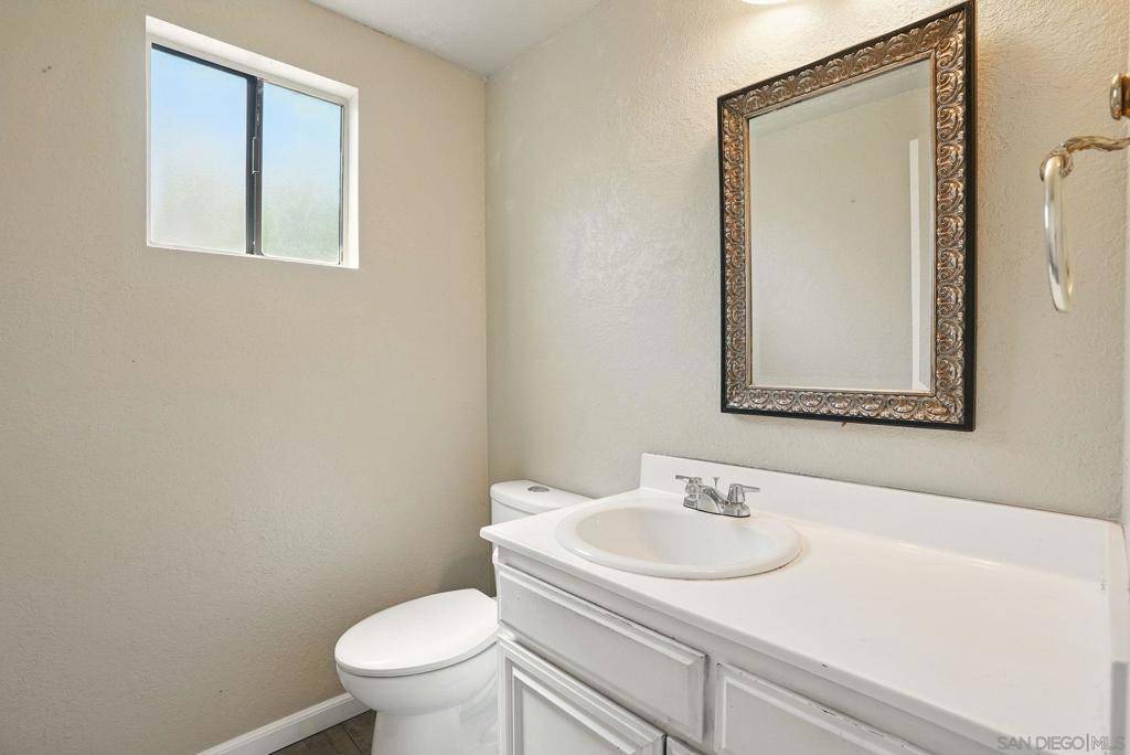 602 S Mollison Ave #D El Cajon, CA 92020