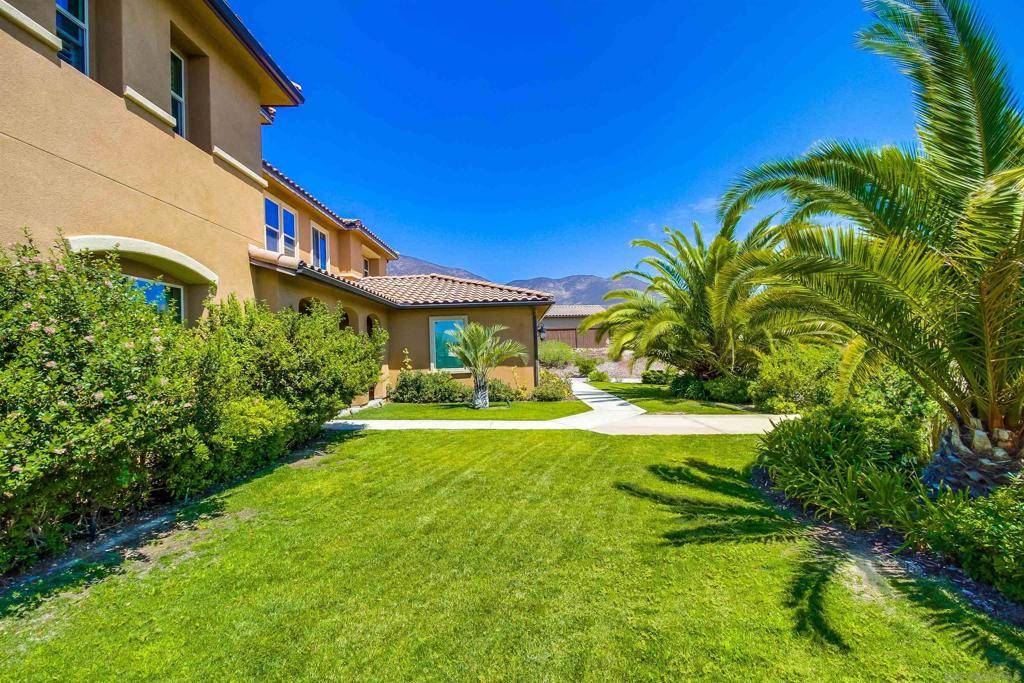 Chula Vista, CA 91914,408 Coastal Hills Dr