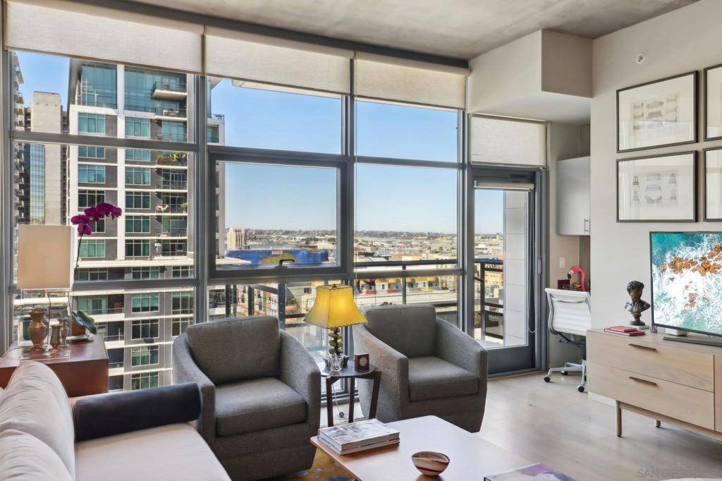 San Diego, CA 92101,1494 Union St #907