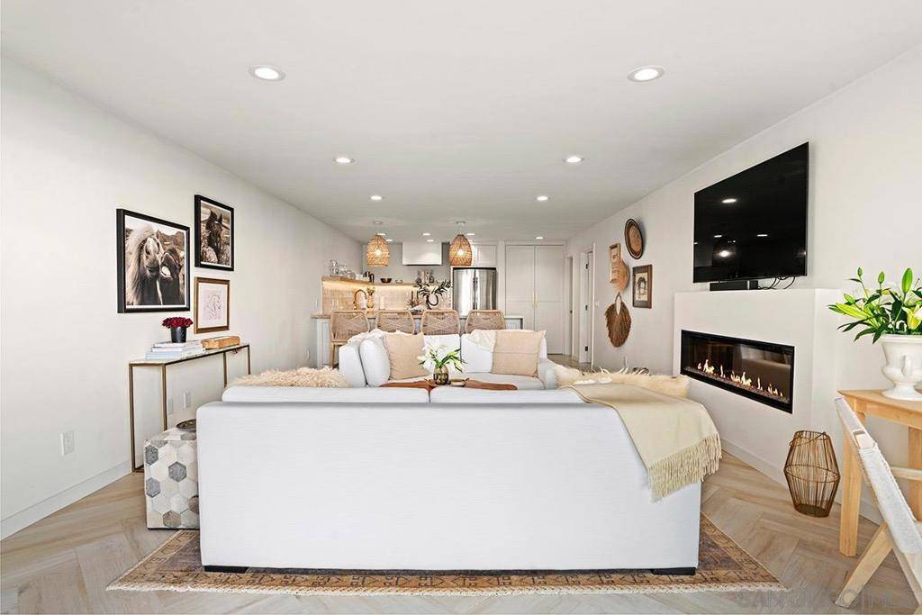 Solana Beach, CA 92075,435 S Sierra Ave #114
