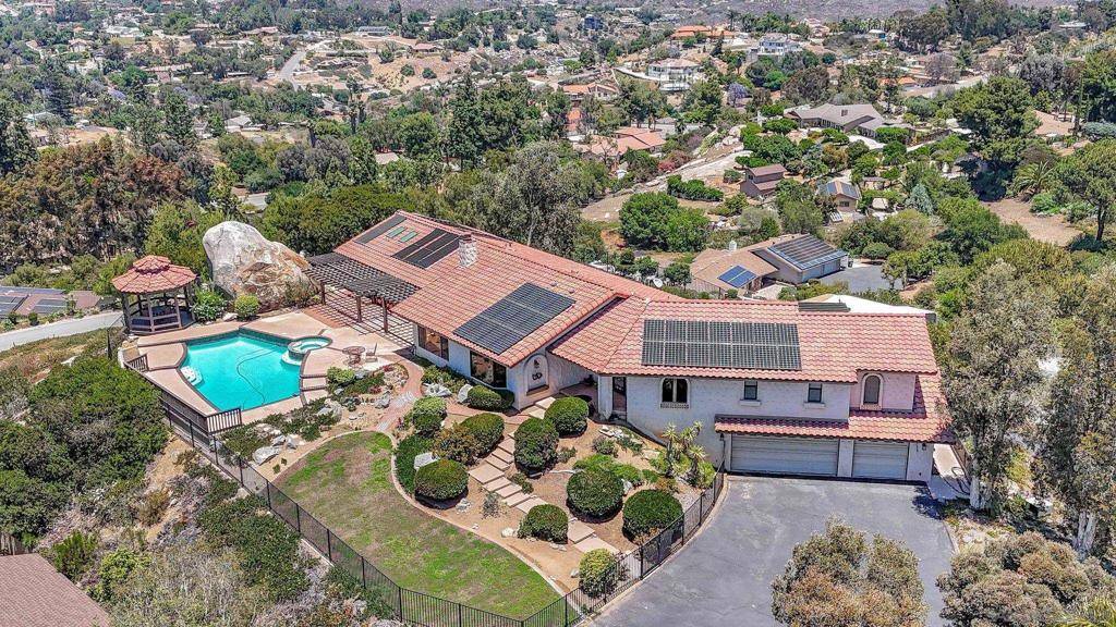 El Cajon, CA 92019,2458 Pence Dr