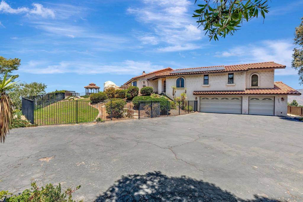 El Cajon, CA 92019,2458 Pence Dr