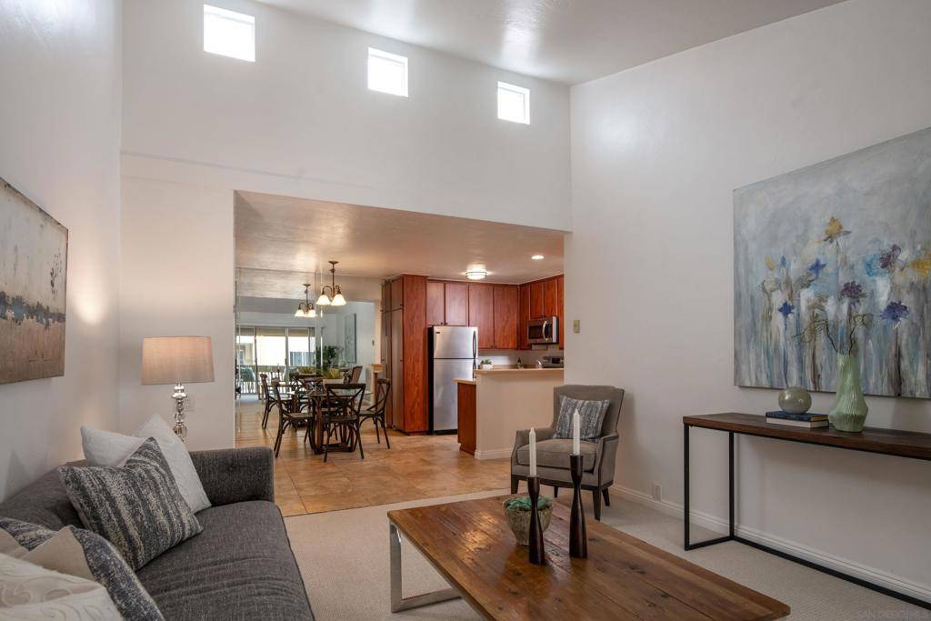 San Diego, CA 92109,4600 Lamont St #326