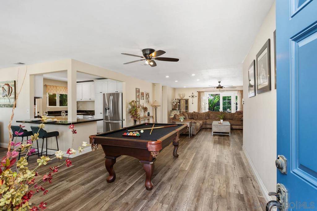 Poway, CA 92064,14643 Evening Star Dr