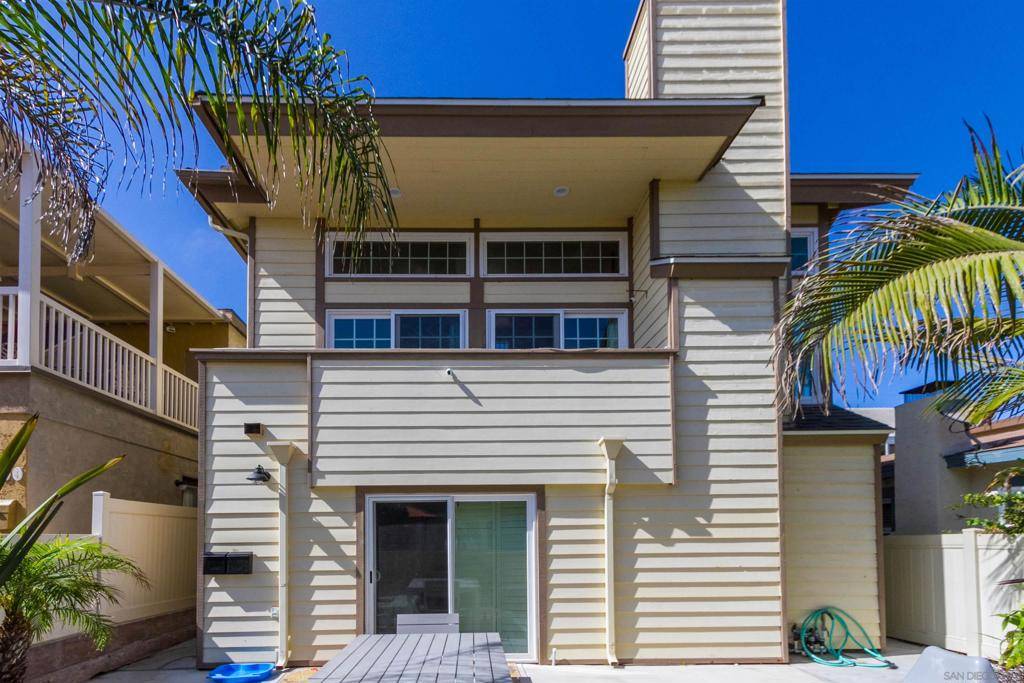 San Diego, CA 92109,728 Jamaica Ct