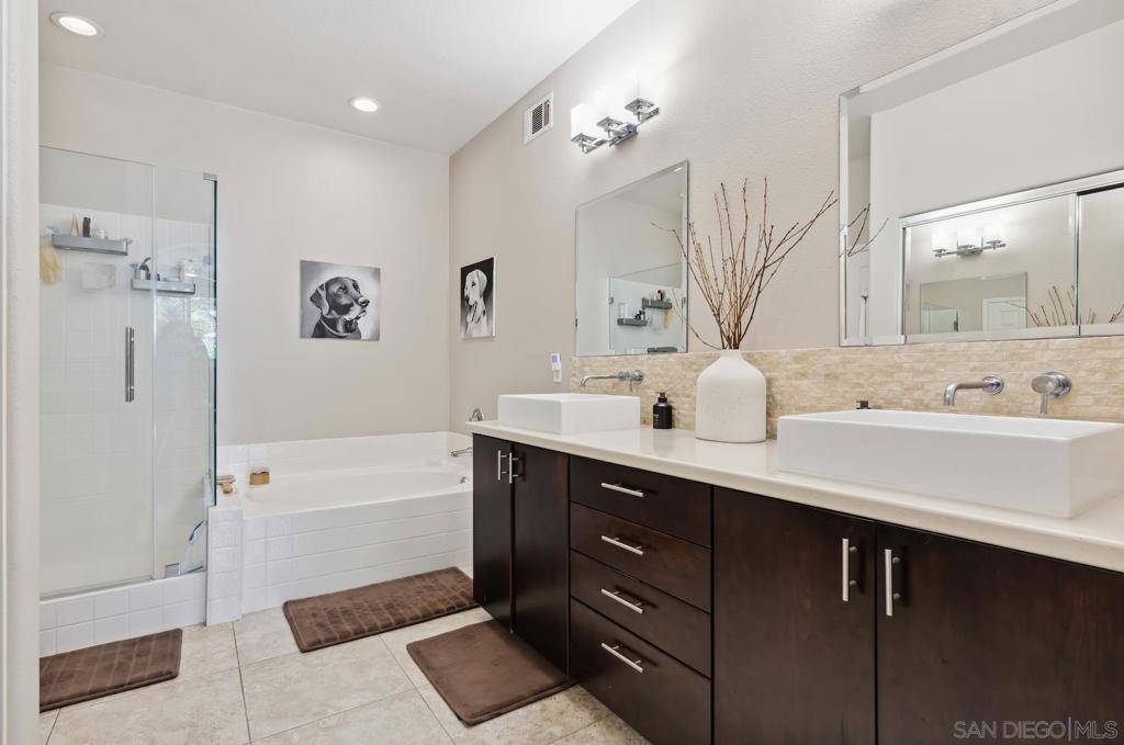 Carlsbad, CA 92011,1752 Vesper Ln