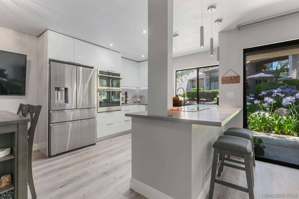 Laguna Hills, CA 92656,26701 Quail Creek #227