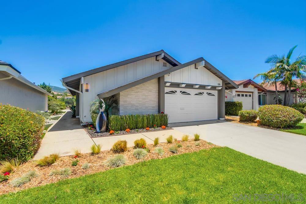 San Marcos, CA 92078,1315 Camino Linda Dr