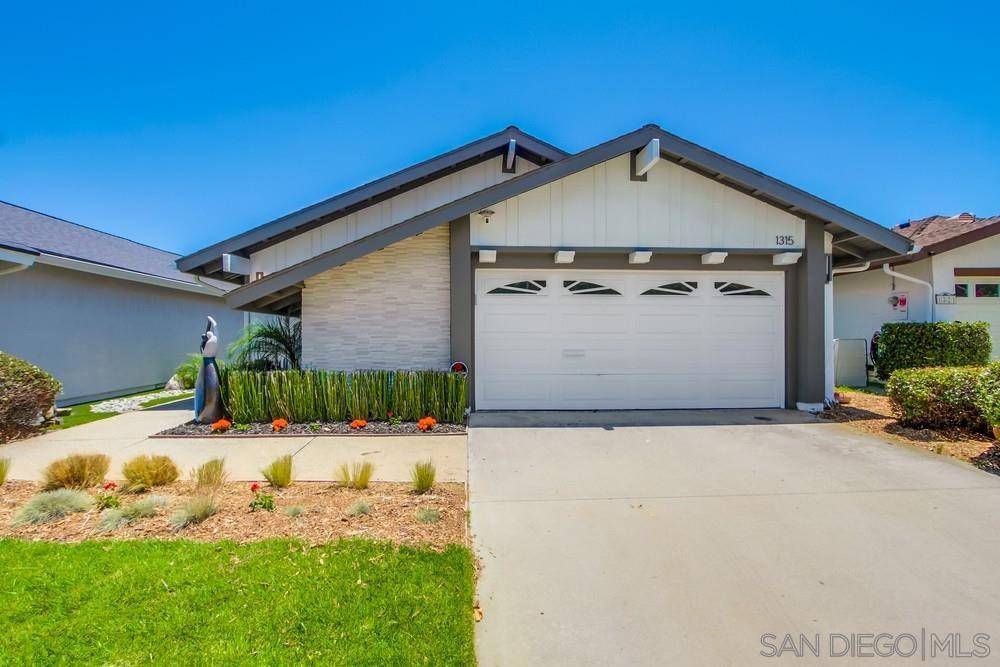 San Marcos, CA 92078,1315 Camino Linda Dr