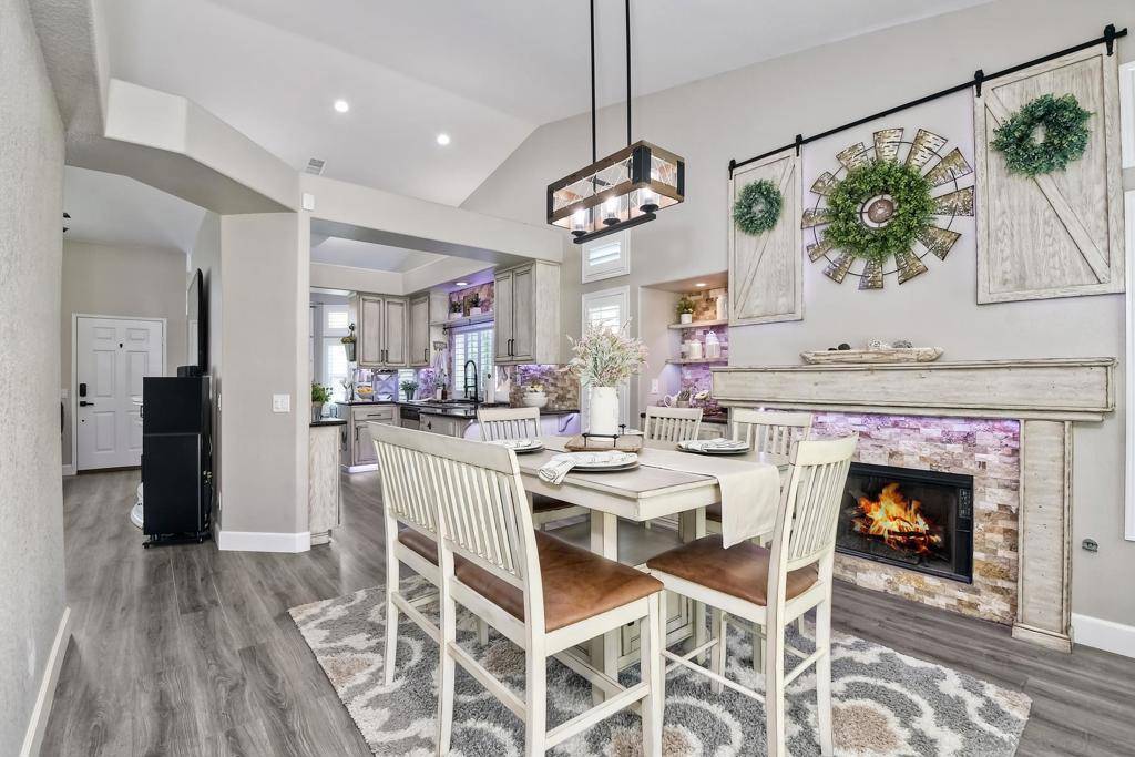 Fallbrook, CA 92028,3358 Lake Circle Dr