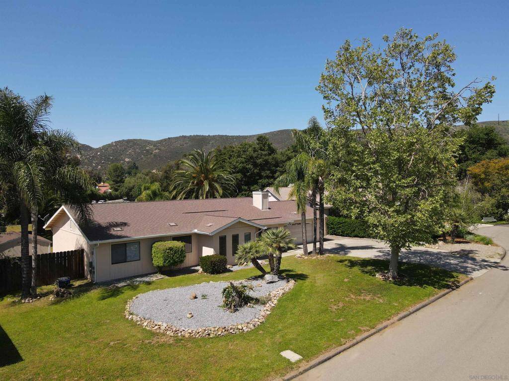 Ramona, CA 92065,16328 Bassett Court