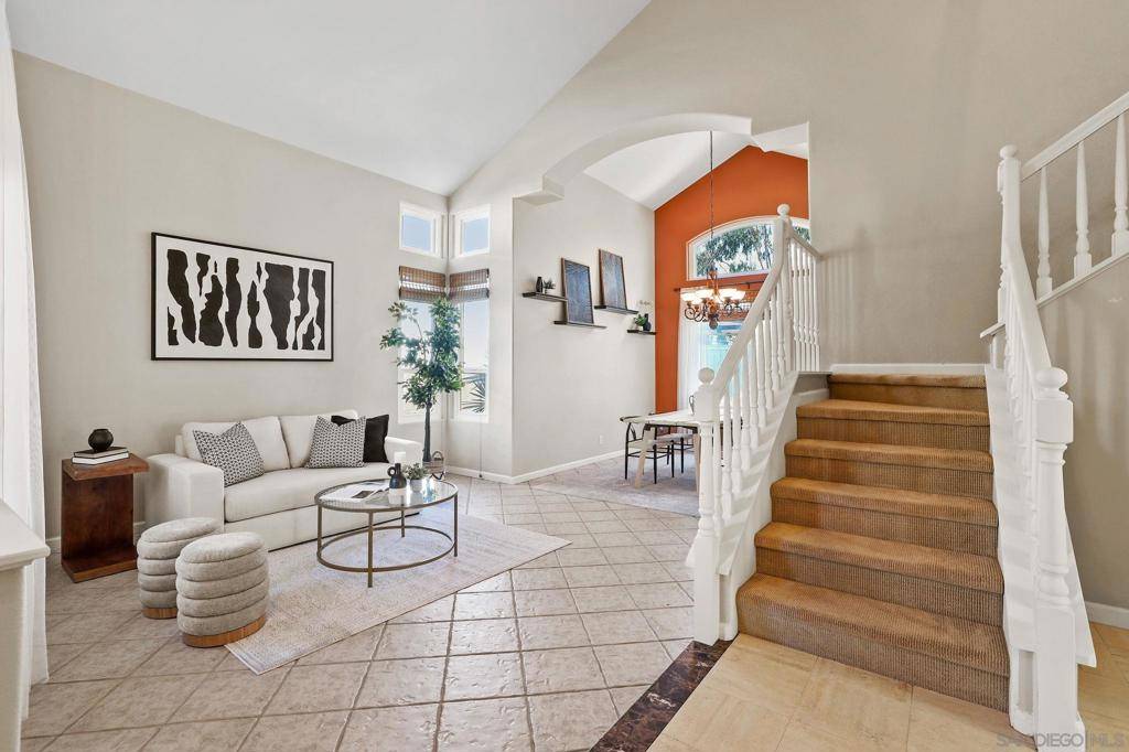 San Marcos, CA 92069,1187 Avenida Azul