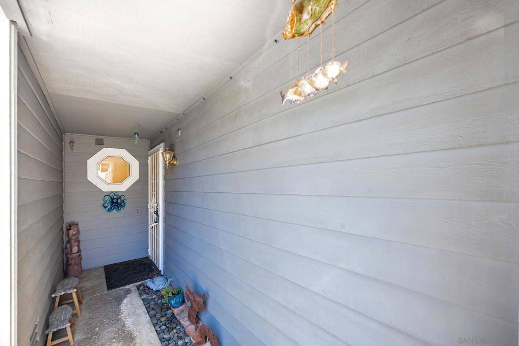 Encinitas, CA 92024,677 Summer View Cir