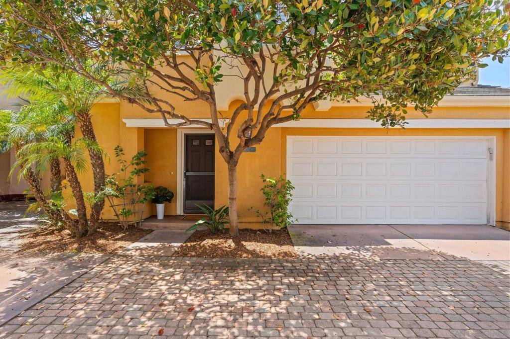 San Diego, CA 92130,11229 Carmel Creek #4