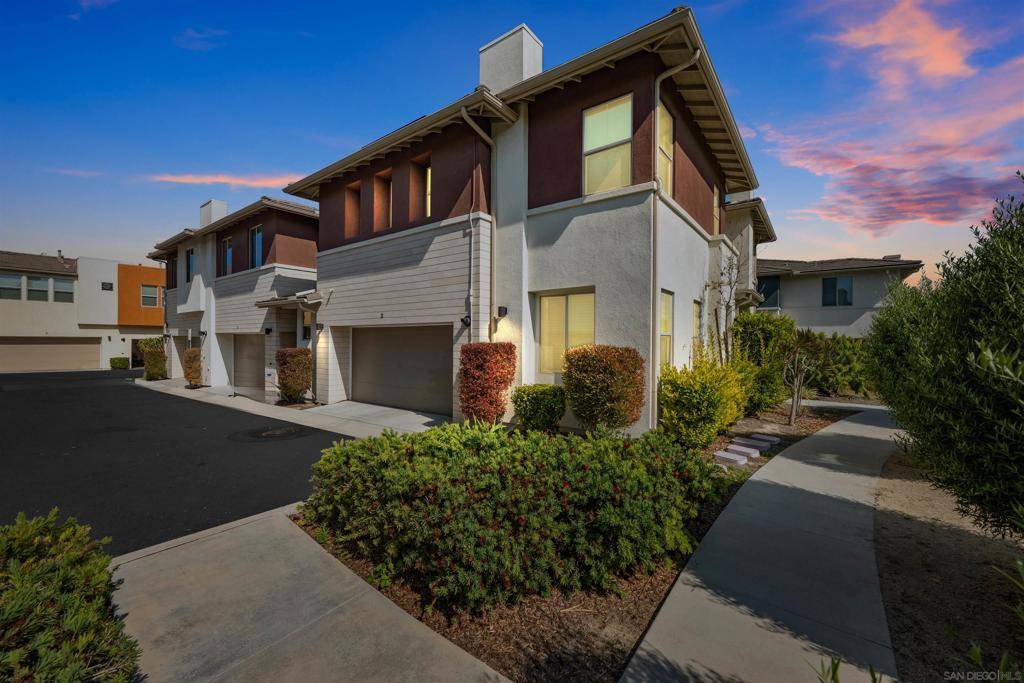 Chula Vista, CA 91915,2053 Tango Loop #3
