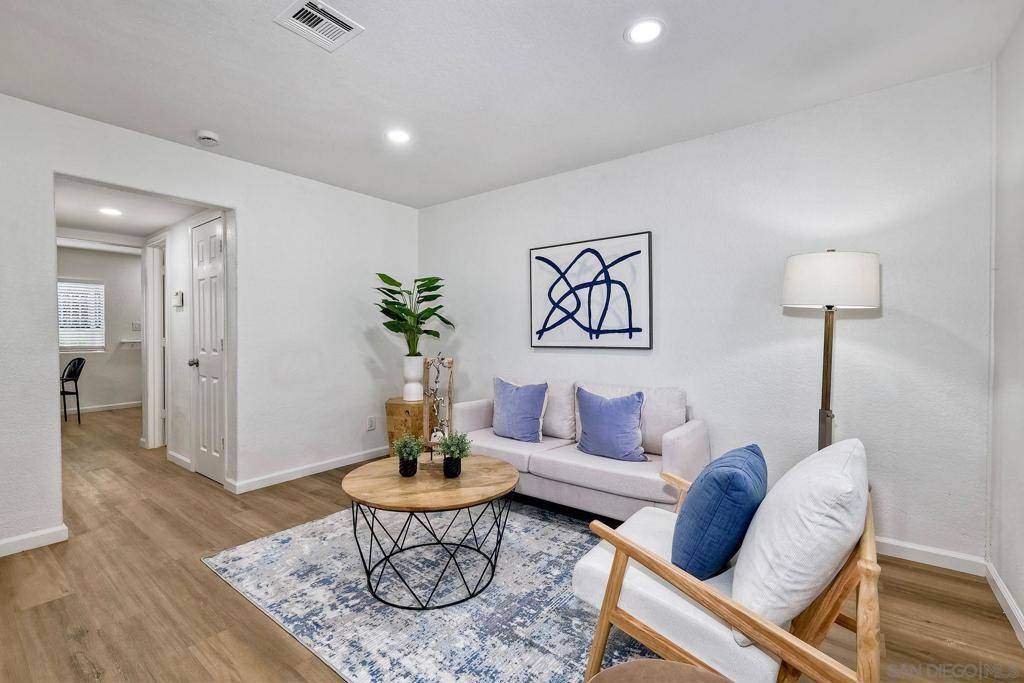 Imperial Beach, CA 91932,940 Calla Ave #4