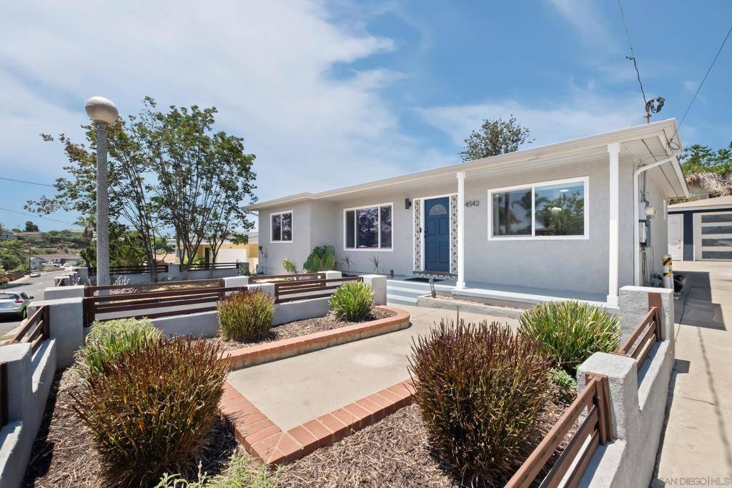 La Mesa, CA 91942,4542 Toni Lane