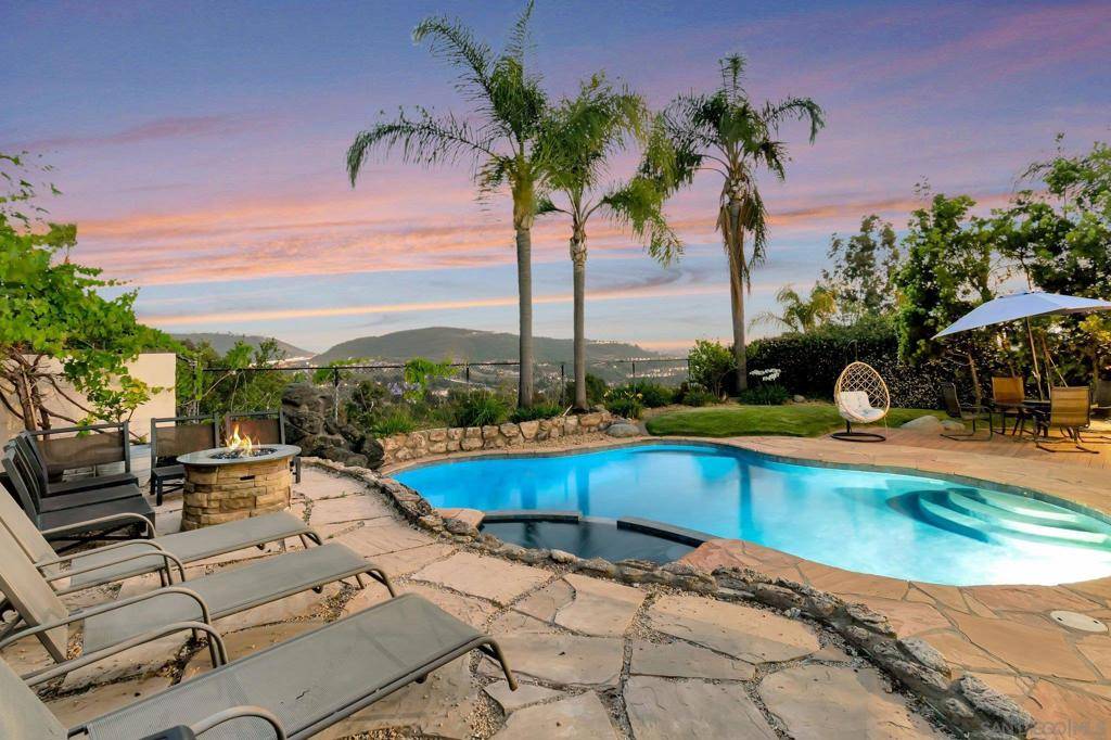 San Diego, CA 92129,9737 Benavente Pl