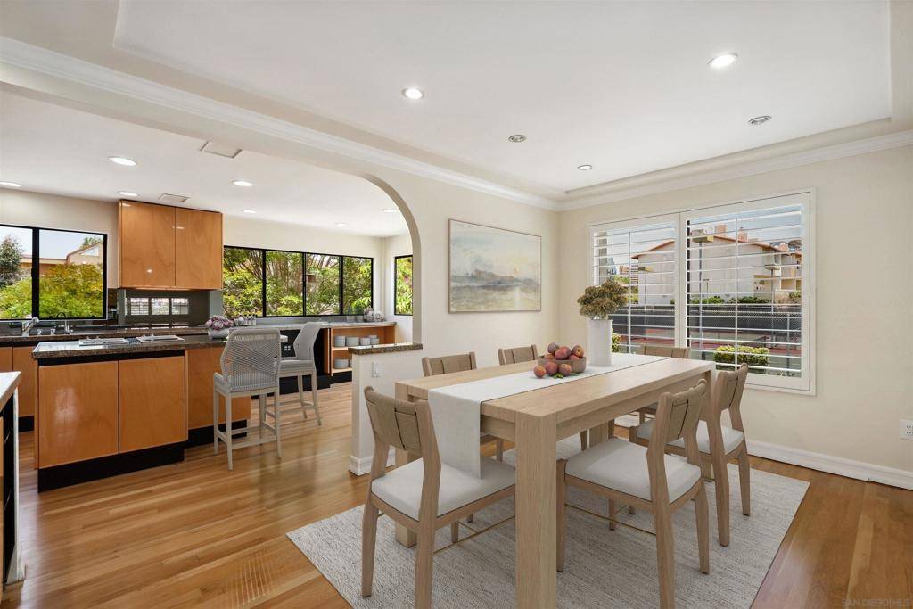 La Jolla, CA 92037,3946 La Jolla Village Dr