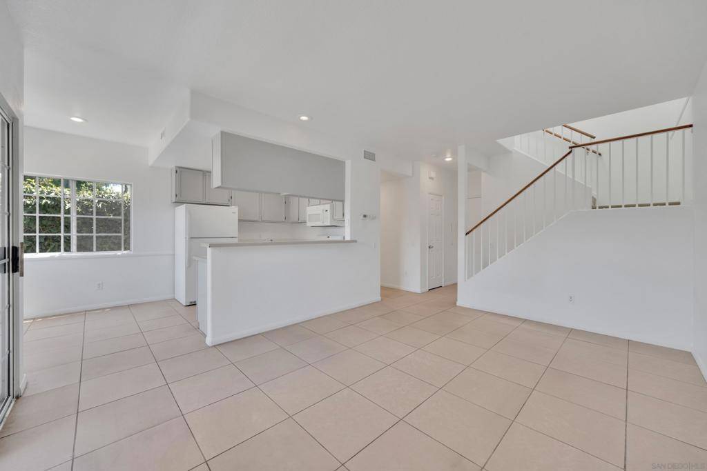 San Marcos, CA 92069,414 W San Marcos Blvd #130