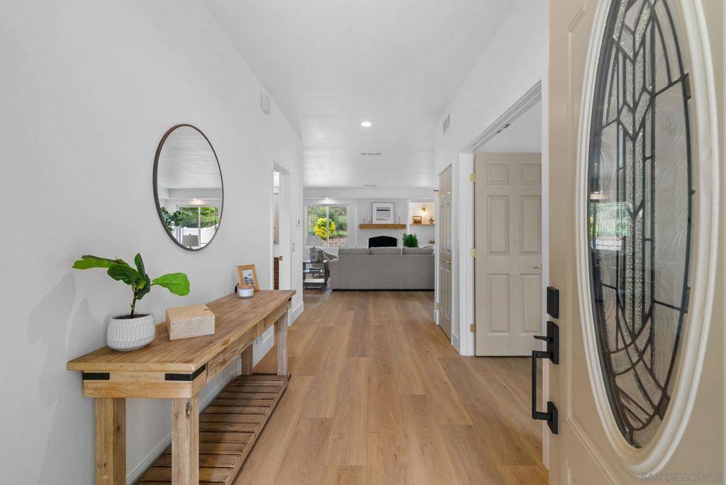 San Marcos, CA 92078,1052 Via Vera Cruz