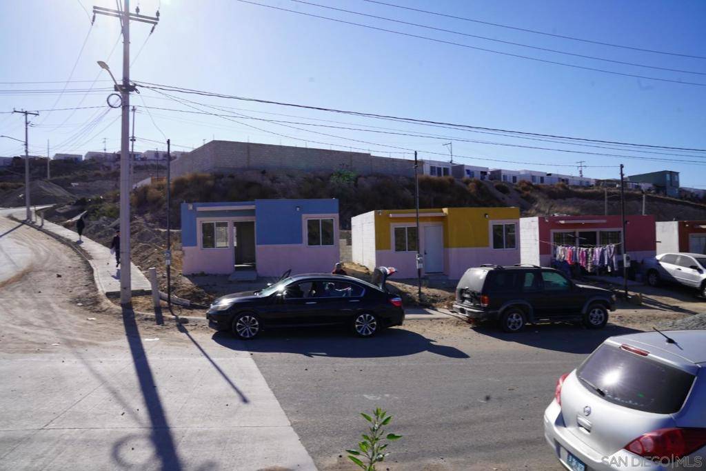 Outside Area (inside Ca), CA 99999,23 BLVD Prieto Azabache