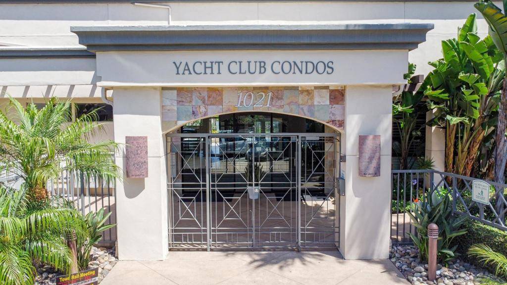 San Diego, CA 92106,1021 Scott Street #122
