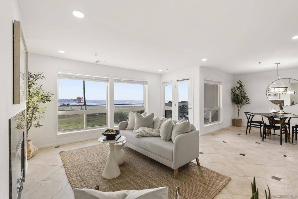 Imperial Beach, CA 91932,714 Seacoast Dr #102