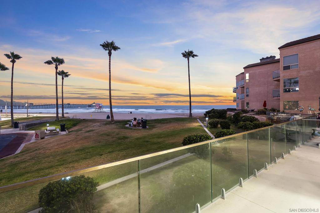 Imperial Beach, CA 91932,714 Seacoast Dr #102